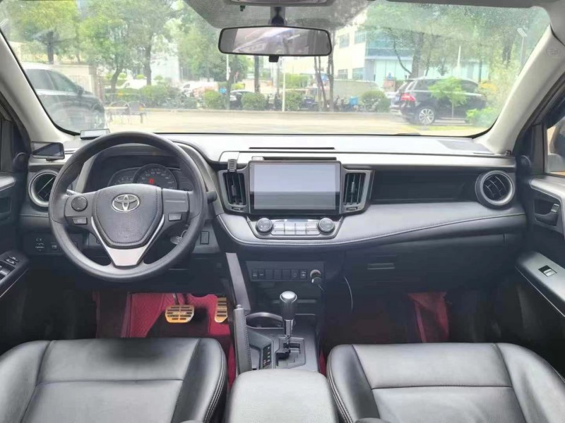 广州18年丰田RAV4荣放4
