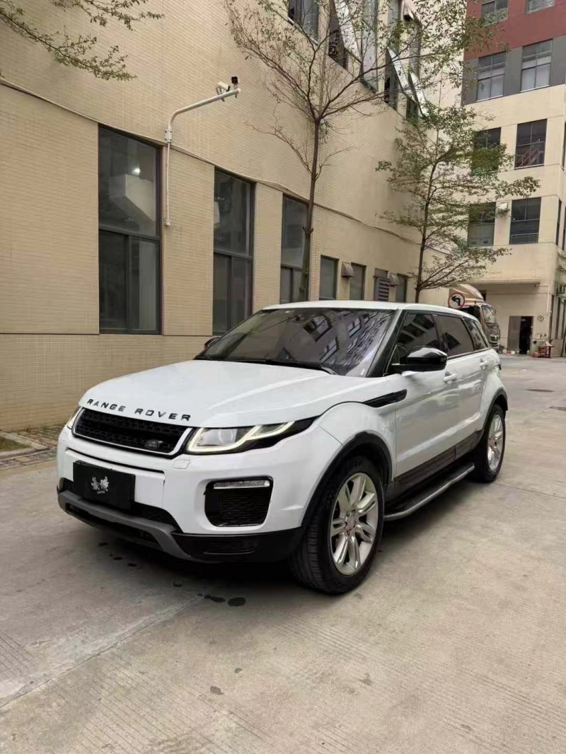 佛山17年路虎极光2