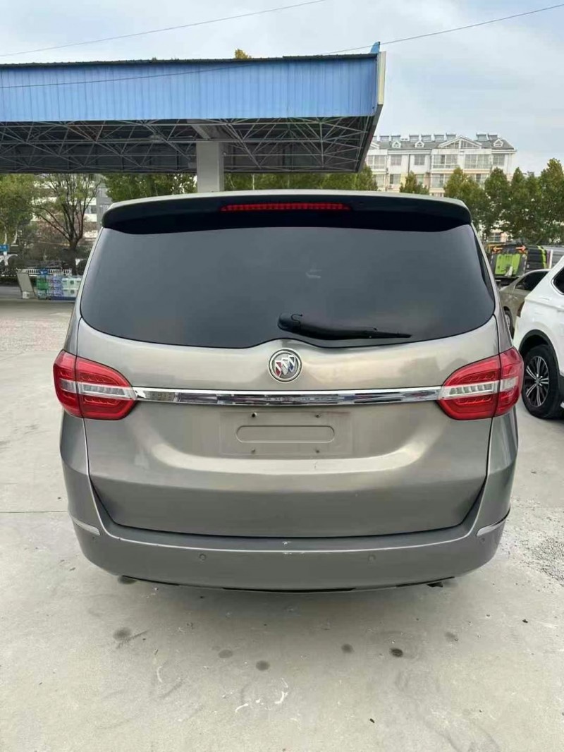 菏泽17年别克GL88