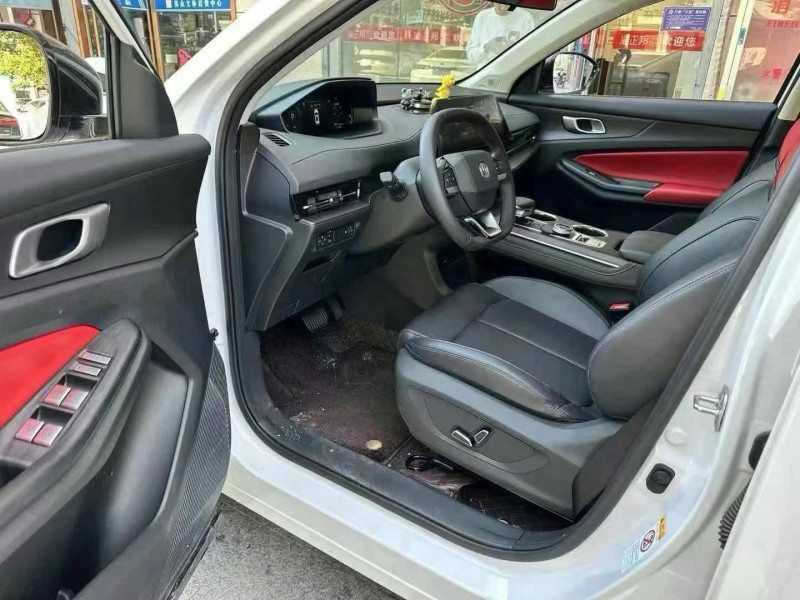 保定23年长安汽车CS554