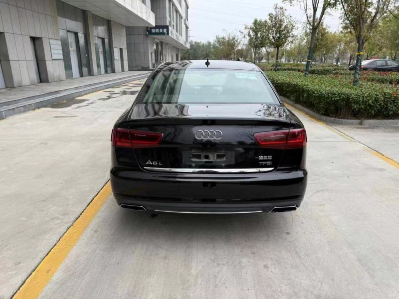 济宁17年奥迪A6L9