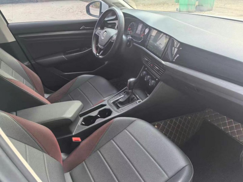 保定18年大众宝来3