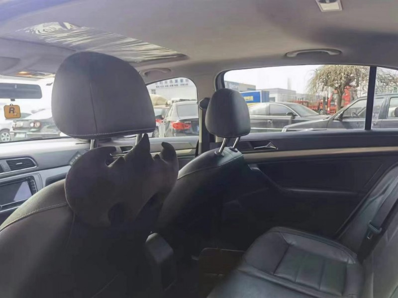 保定16年大众朗逸8