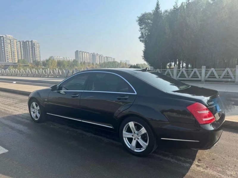 广州12年奔驰S6