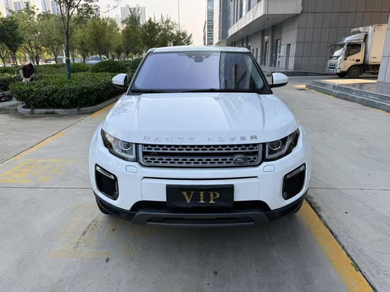 济宁18年路虎极光1