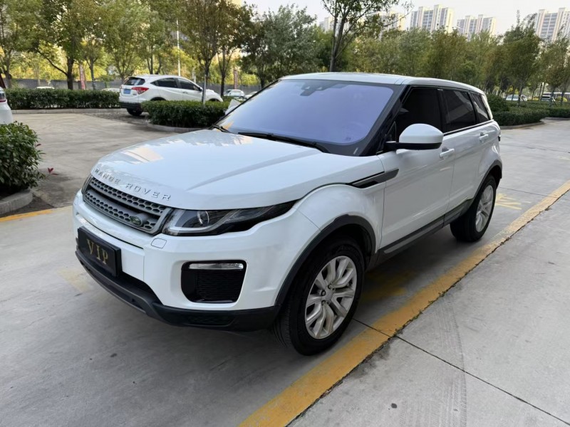 济宁18年路虎极光2