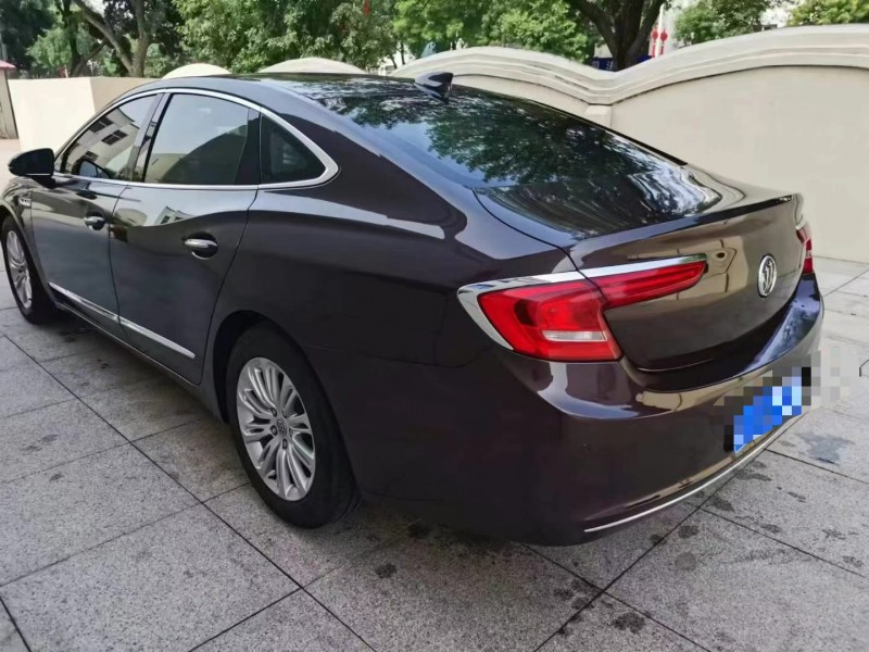 保定17年别克君越4