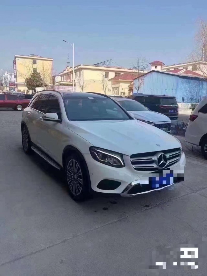 青岛16年奔驰GLC2