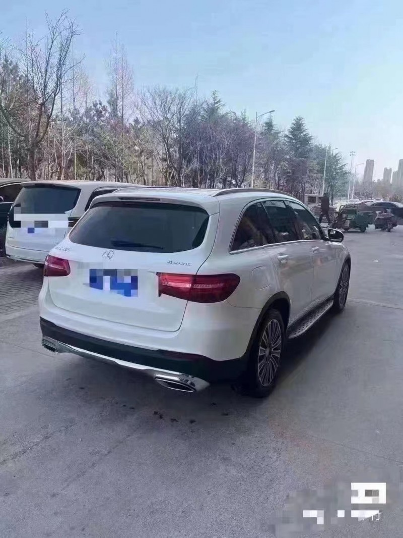 青岛16年奔驰GLC8