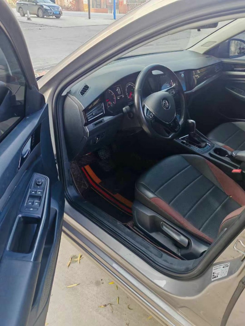 保定19年大众宝来6