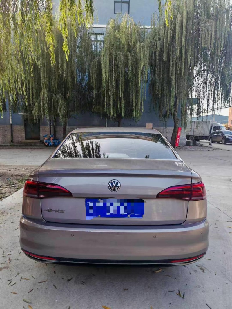 保定19年大众宝来9