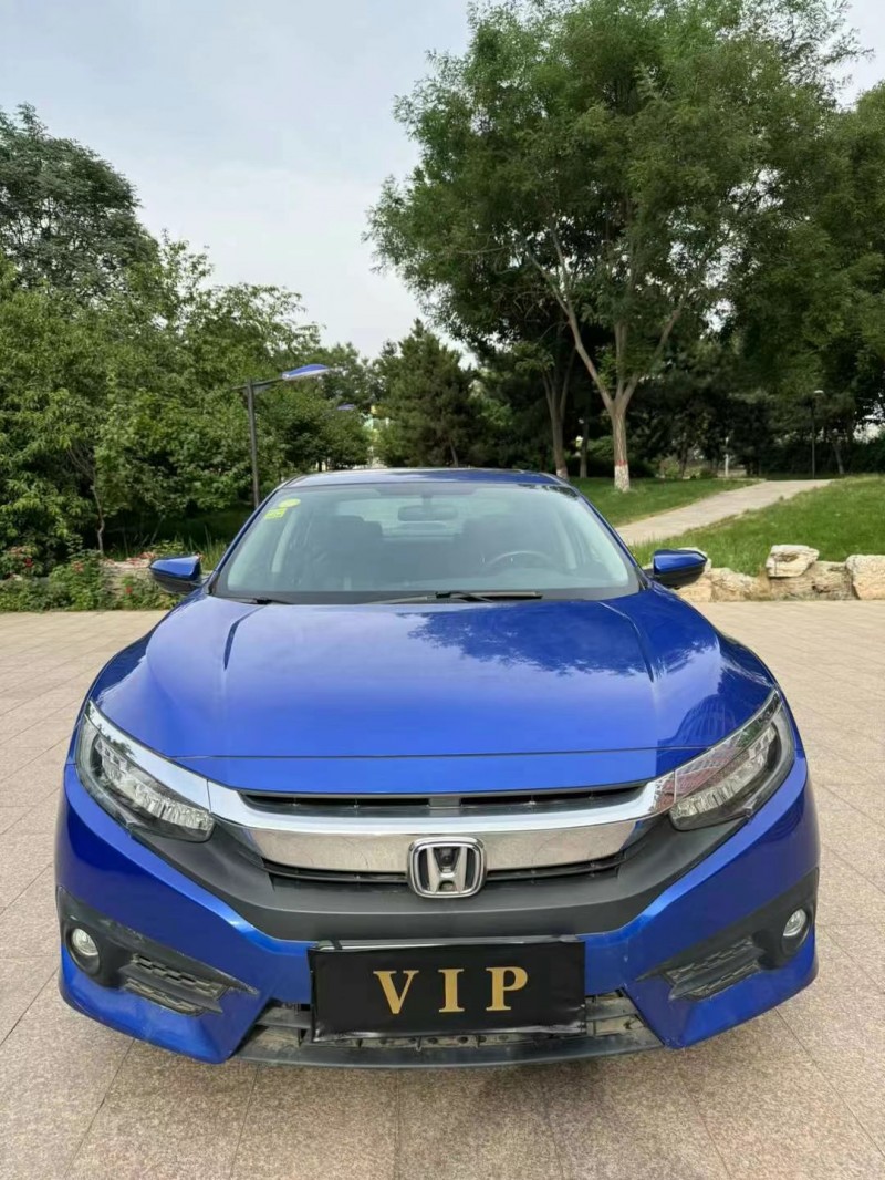 邢台18年本田思域1