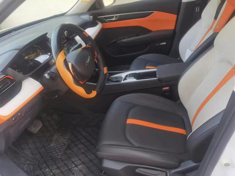 保定23年东风奕炫8