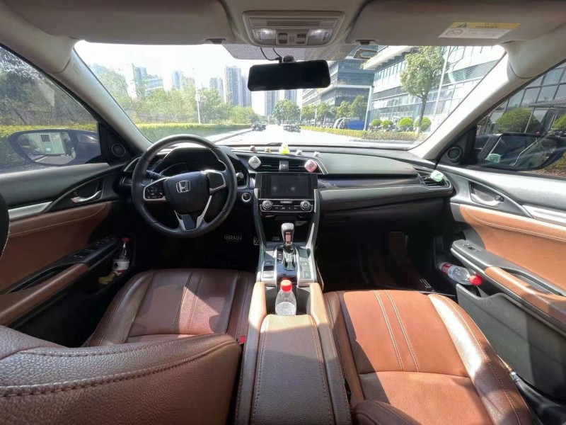 东莞21年本田思域4