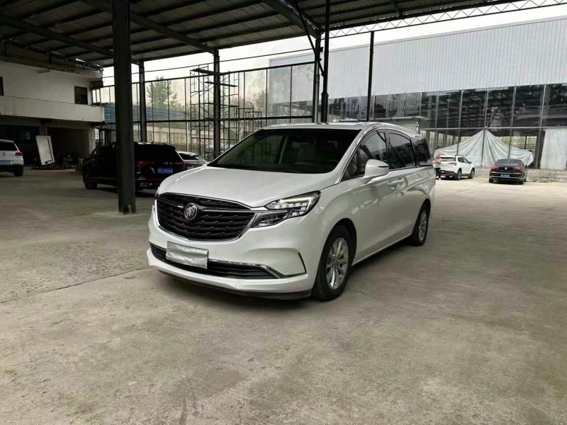 徐州22年别克GL82