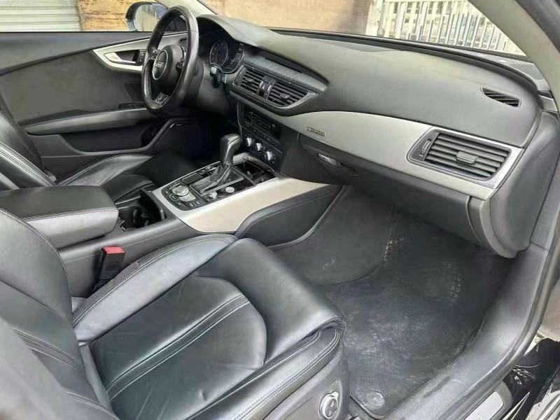 济宁18年奥迪A7L5