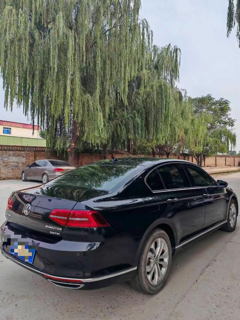 保定18年大众迈腾4