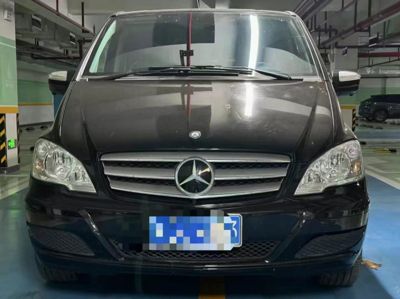 益阳17年奔驰唯雅诺1