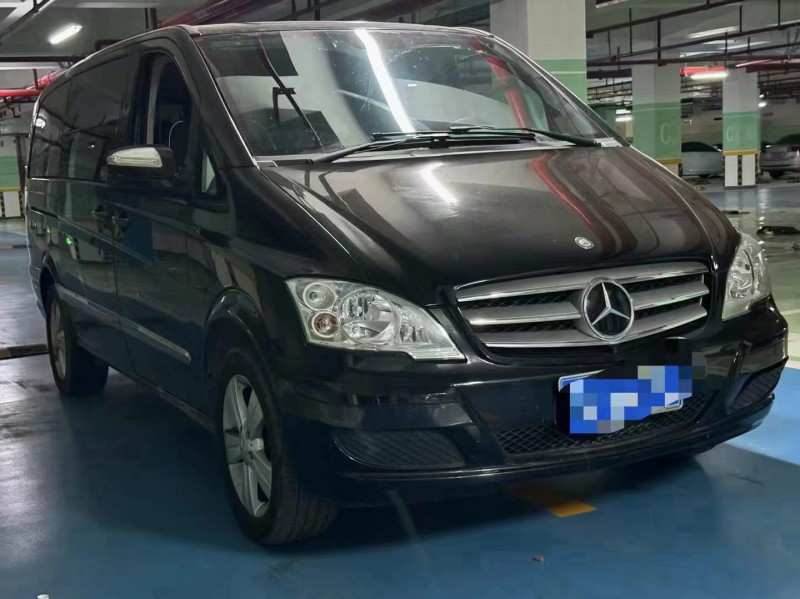 益阳17年奔驰唯雅诺3