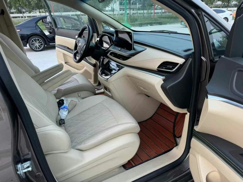 徐州23年别克GL86