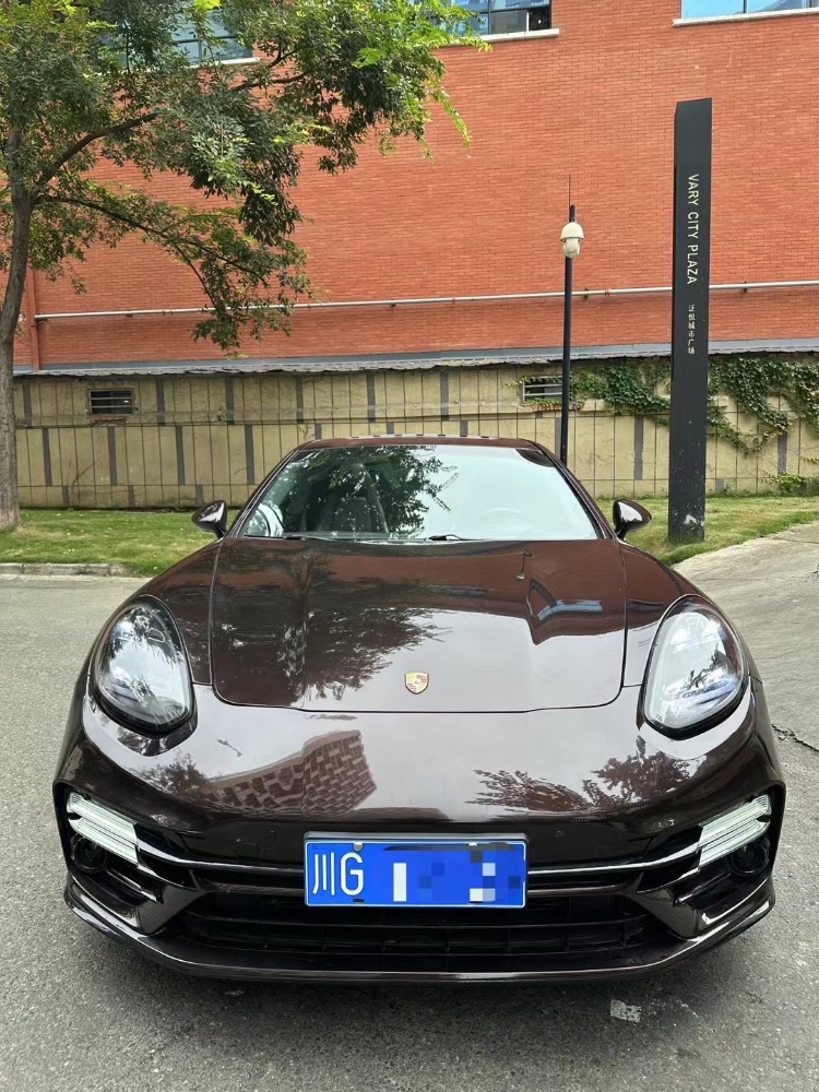 成都13年保时捷帕拉梅拉1