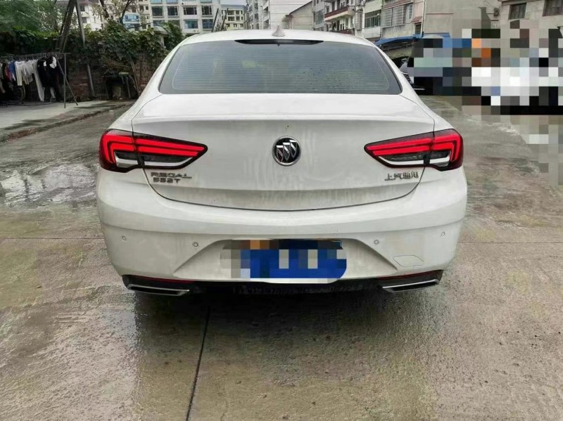 潍坊21年别克君威8