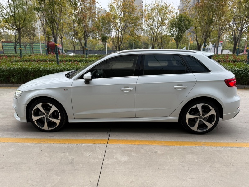 济宁18年奥迪A36