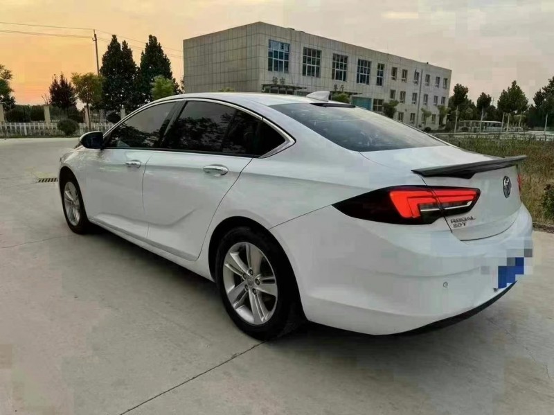 菏泽18年别克君威3