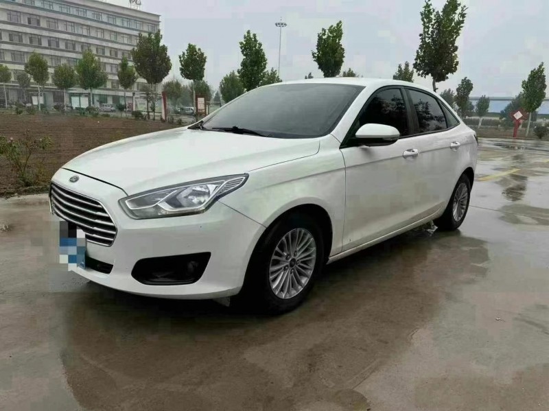 济宁16年福特福睿斯2