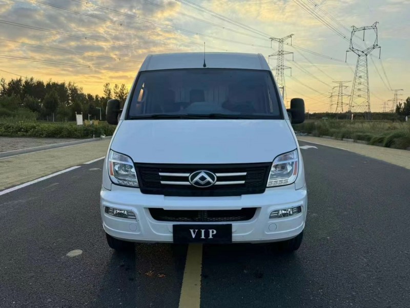 泰安22年大通V801