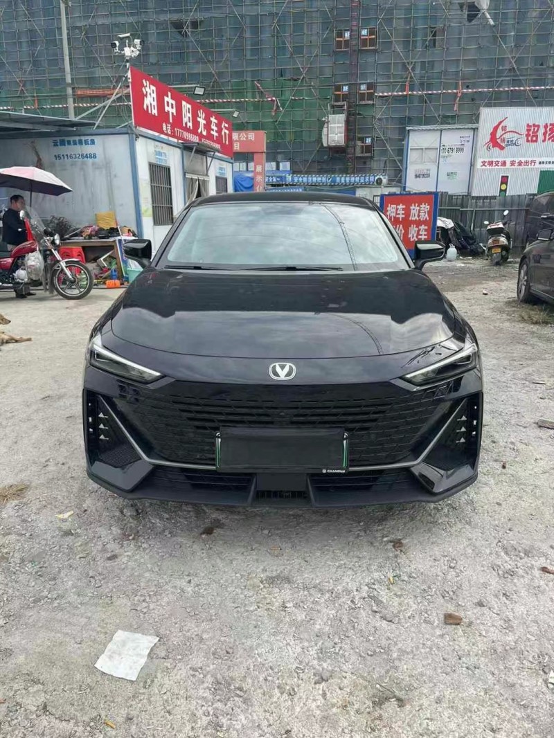 邵阳23年长安汽车UNI-V1