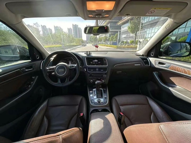 东莞16年奥迪Q54