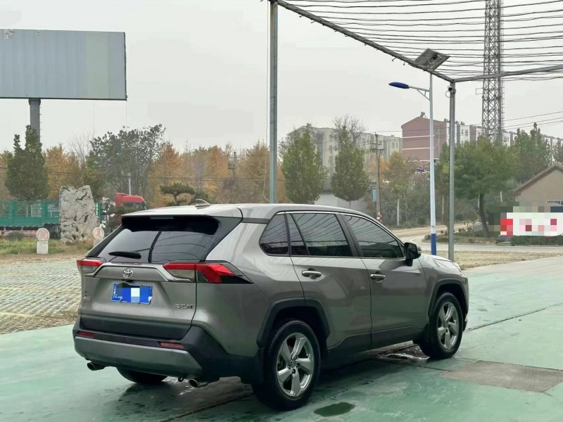 淄博21年豐田RAV4榮放7