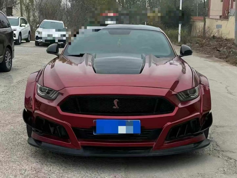 青岛17年福特野马1