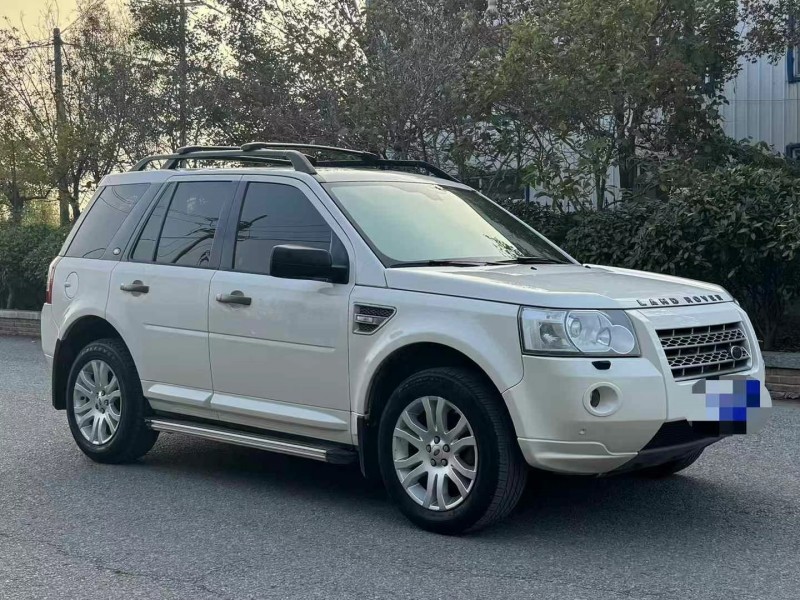 青岛10年路虎神行者3