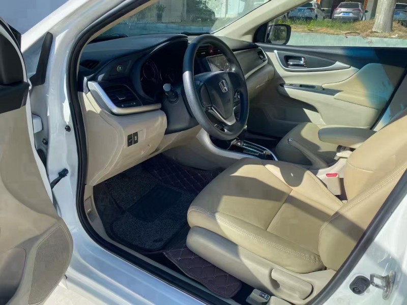 广州16年本田凌派4