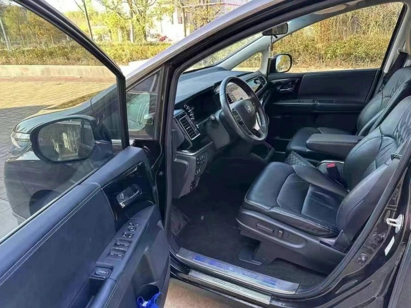 济宁19年本田艾力绅4