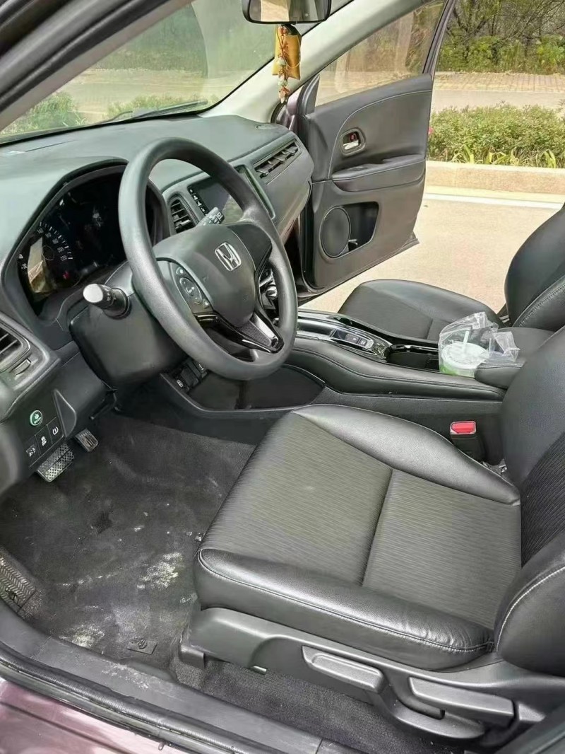 枣庄19年本田缤智4