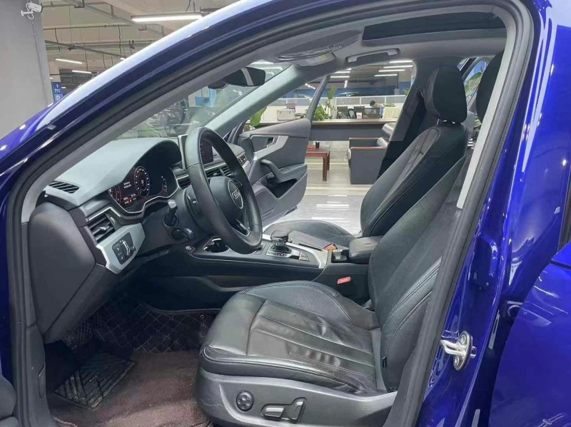 成都19年奥迪A4L3