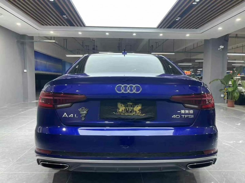 成都19年奥迪A4L5
