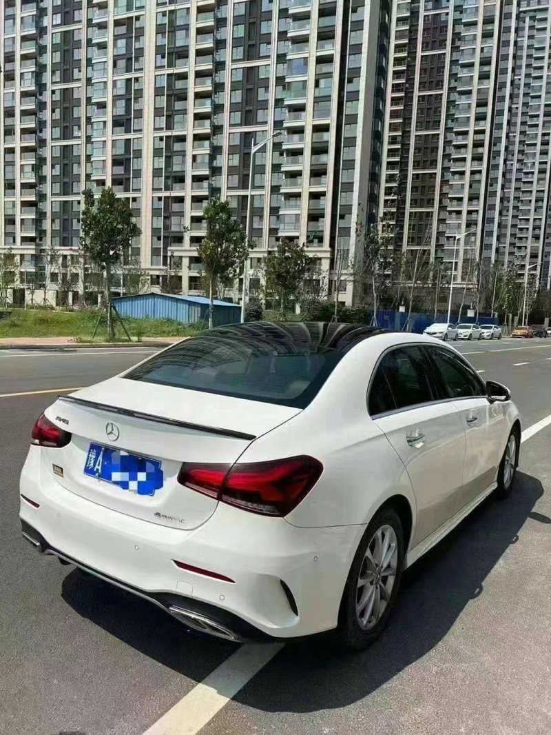 郑州19年奔驰A8