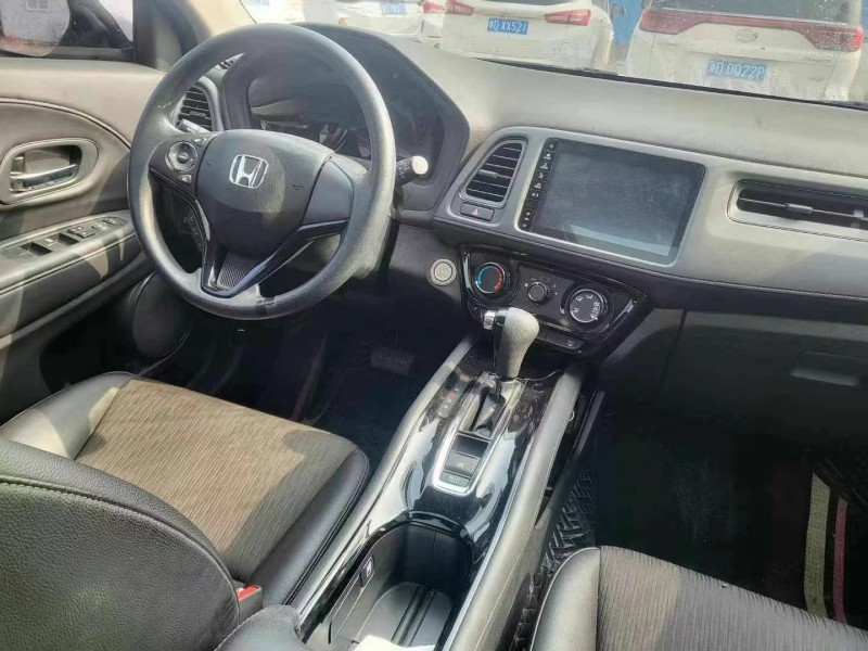 郑州21年本田缤智4