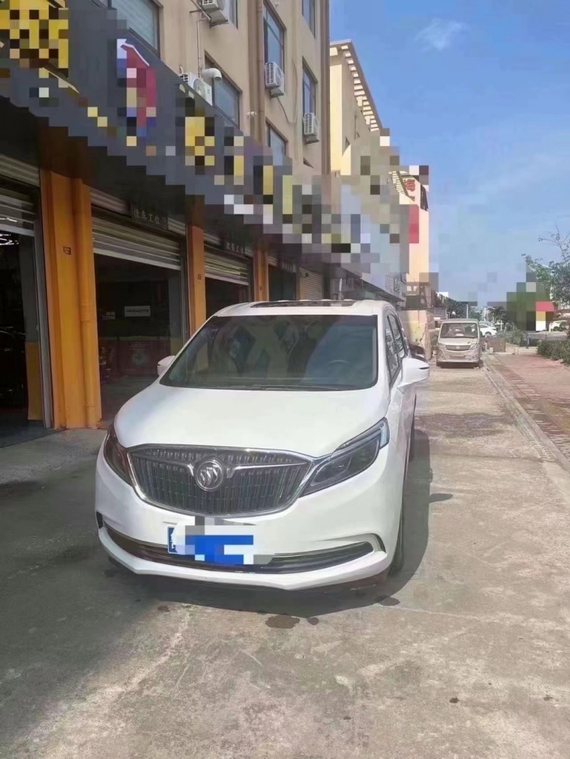 青岛18年别克GL81