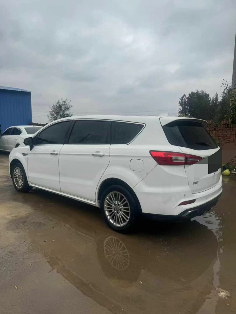 郑州18年力帆汽车轩朗8