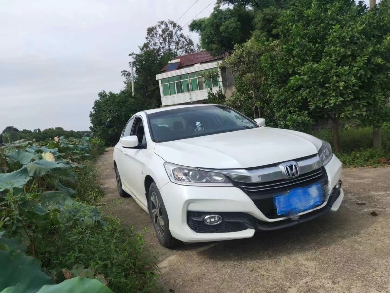 徐州17年本田雅阁8