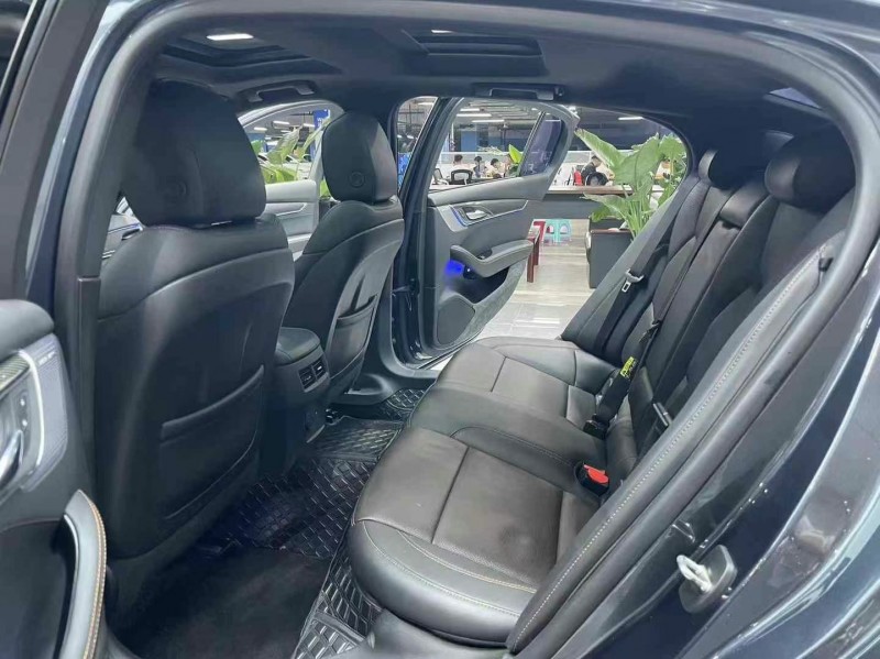 成都22年凯迪拉克CT54