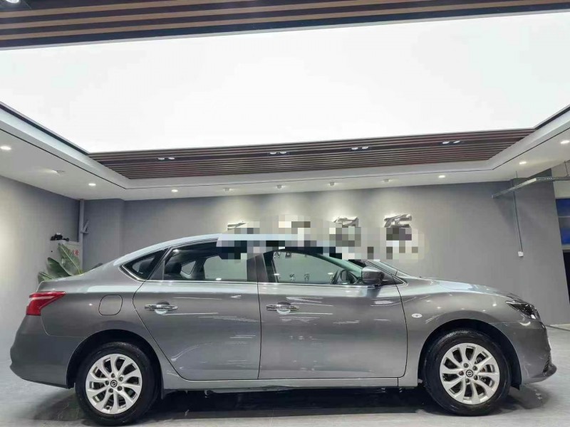 成都23年日产轩逸7