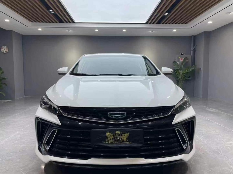 成都23年吉利缤瑞1