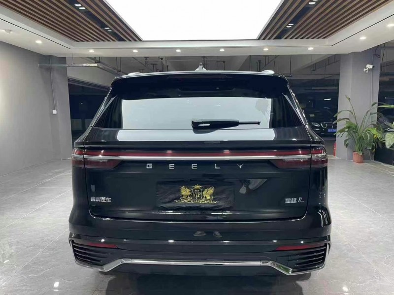 成都23年吉利星越5