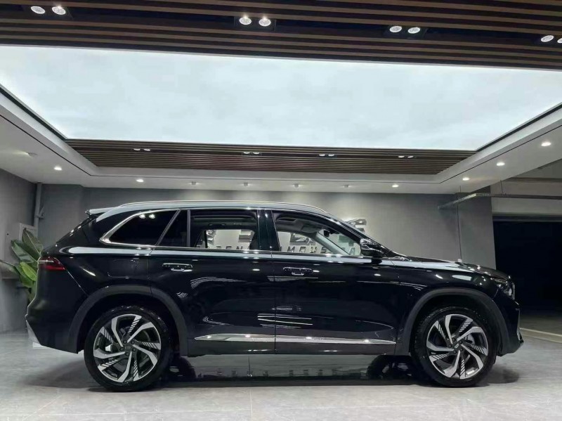 成都23年吉利星越6